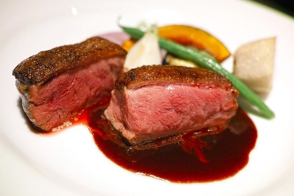 Quel type de bar choisir pour déguster du boeuf ou de de l'agneau ? Les choix les plus populaires et comment choisir celui qui convient le mieux
